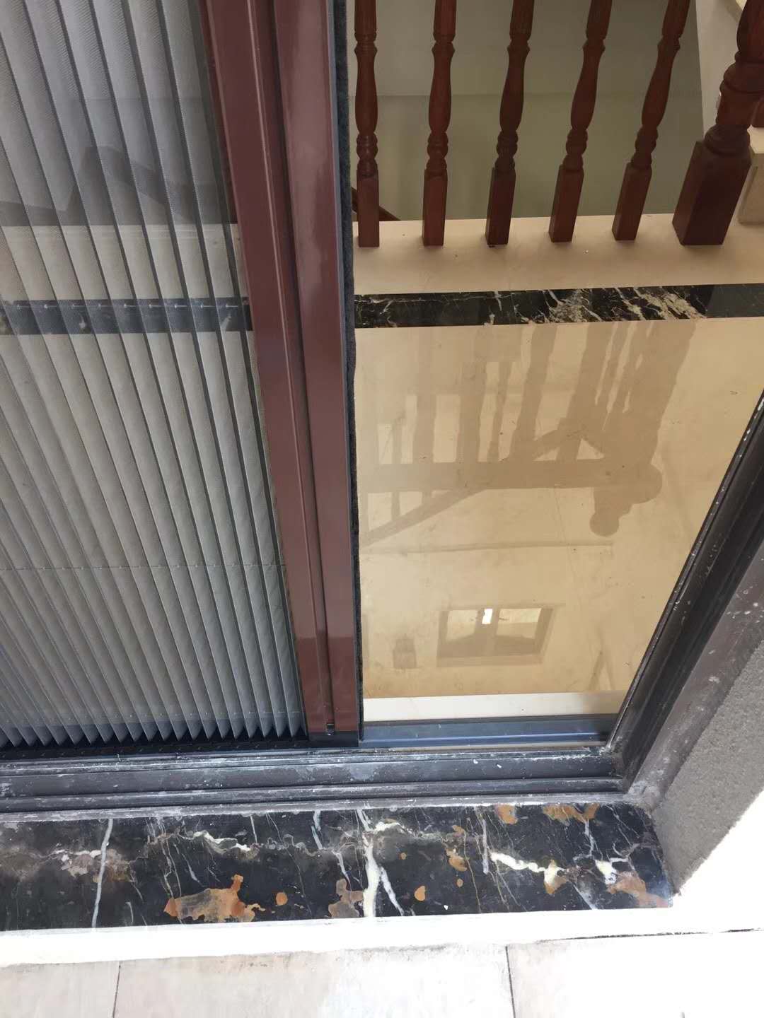 進(jìn)戶門無軌紗門