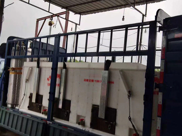 PP塑料保溫魚(yú)箱