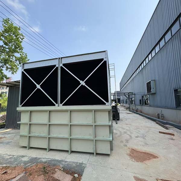 冷卻塔儲(chǔ)水罐